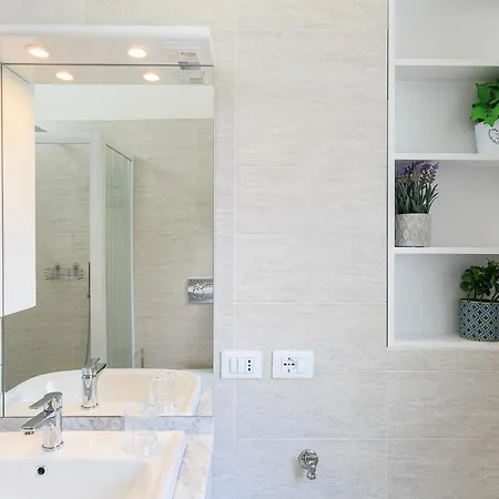 Casa Nives - By Impero House Apartment