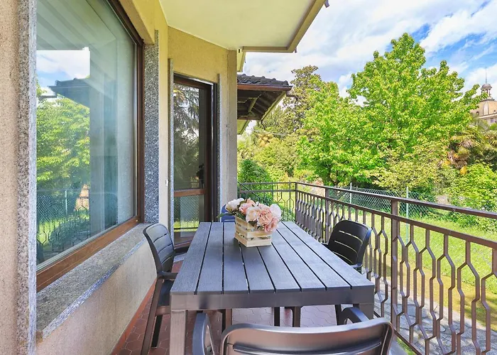 Casa Nives - By Impero House Apartamento Stresa